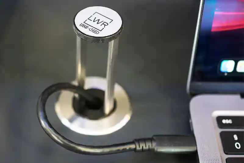 CablePopup_RealImage Cable Popup USB-C